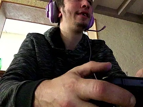 Snapshot of coupleamateurfun23 chatting on November 10, 2025, 3:00 pm coupleamateurfun23 online show from November 10, 2025, 3:00 pm