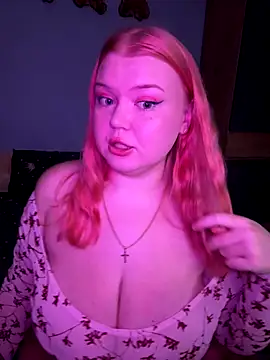 Snapshot of _Adele_Moor_ chatting on October 31, 2025, 3:24 pm  Adele Moor  online show from October 31, 2025, 3:24 pm