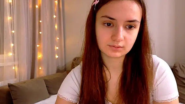 Lelia Vibe online show from November 25, 2025, 5:02 pm