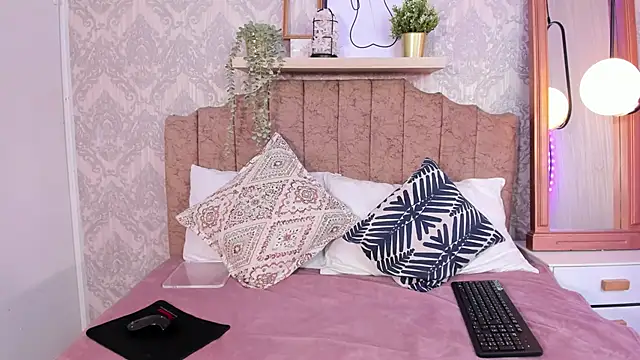 Anseru  online show from March 23, 2026, 1:04 pm