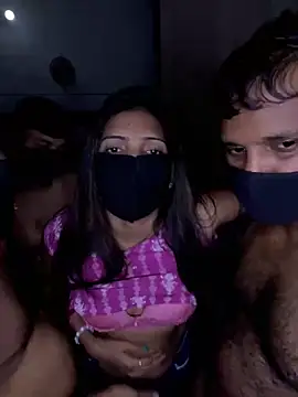 Snapshot of Cute_plak02 chatting on October 9, 2025, 5:27 am Cute plak02 online show from October 9, 2025, 5:27 am