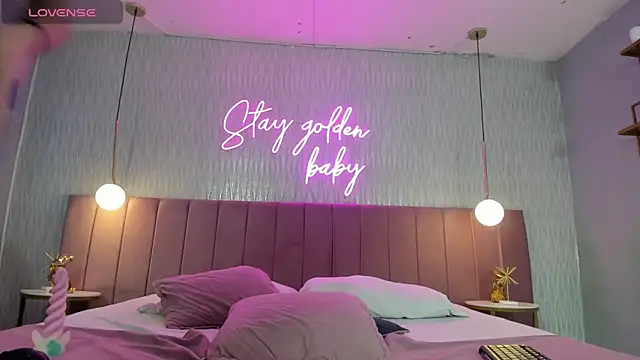 HANNA BASTIAN VC online show from December 4, 2025, 3:10 pm