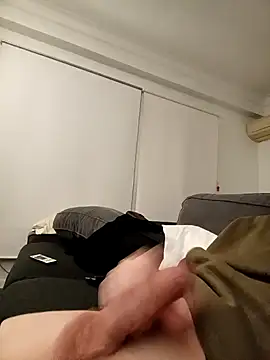 DannySastre91 online show from December 17, 2025, 8:37 pm