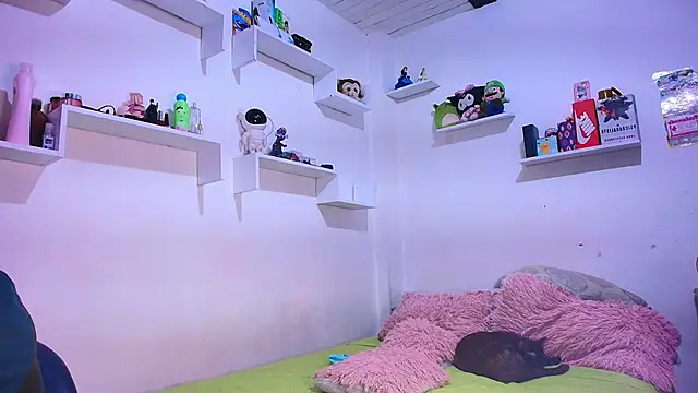 annyharriis online show from March 18, 2026, 8:12 pm