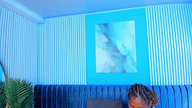 halleylorens online show from November 27, 2025, 7:27 pm