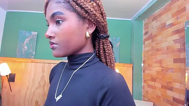 halleylorens online show from April 8, 2026, 7:14 pm