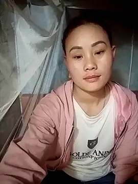 Snapshot of Ruaiuoi chatting on February 12, 2026, 12:33 pm Ruaiuoi online show from February 12, 2026, 12:33 pm