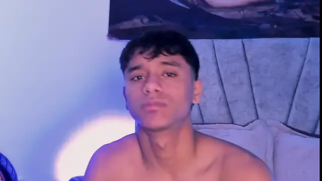 ZYZZ1312 online show from October 28, 2025, 6:54 pm