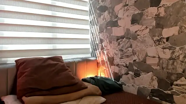 ZYZZ1312 online show from February 9, 2026, 7:18 pm