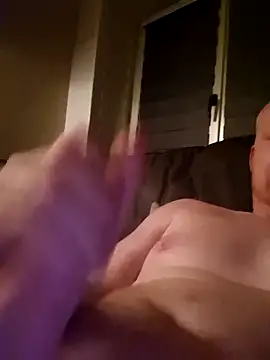 svenni2525 online show from December 4, 2025, 10:40 pm