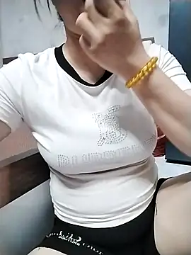 Mie rose online show from April 9, 2026, 12:10 am