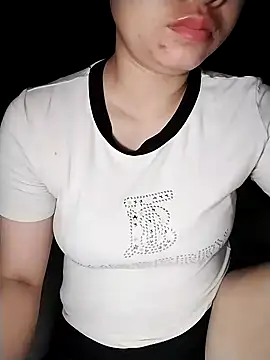 Snapshot of Mie_rose chatting on April 29, 2026, 11:22 pm Mie rose online show from April 29, 2026, 11:22 pm