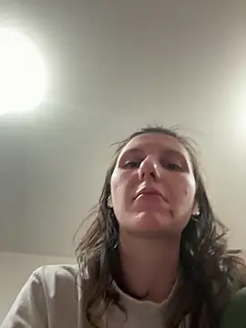 blissyboo123 online show from October 5, 2025, 9:02 pm