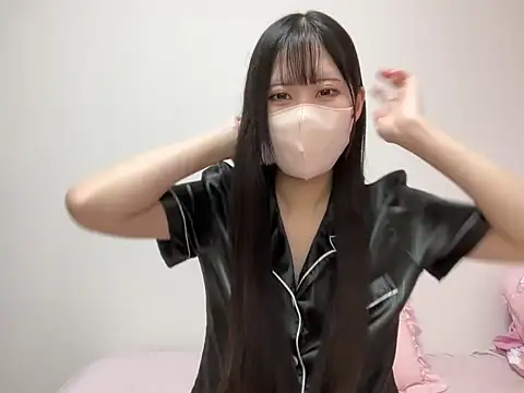 Snapshot of noa_uxu chatting on November 8, 2025, 11:10 am noa uxu online show from November 8, 2025, 11:10 am