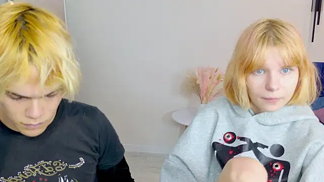 Bonnie And C1yde online show from September 9, 2025, 5:01 pm