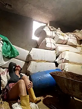 ezgi2545 online show from February 13, 2026, 1:18 pm