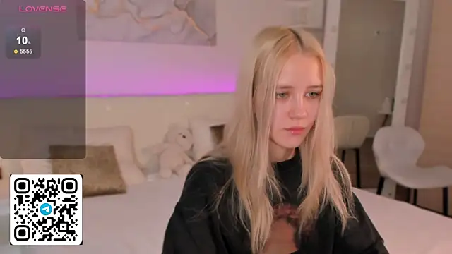 Anellyball online show from April 12, 2026, 10:31 am