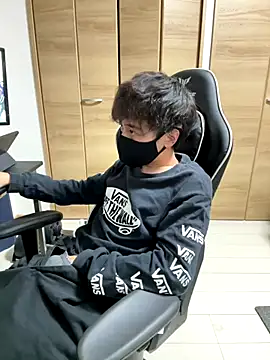 jiji9253 online show from November 30, 2025, 10:41 am