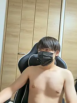 jiji9253 online show from April 15, 2026, 1:07 pm