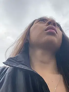 Sara-cooper2 online show from February 24, 2026, 2:37 pm