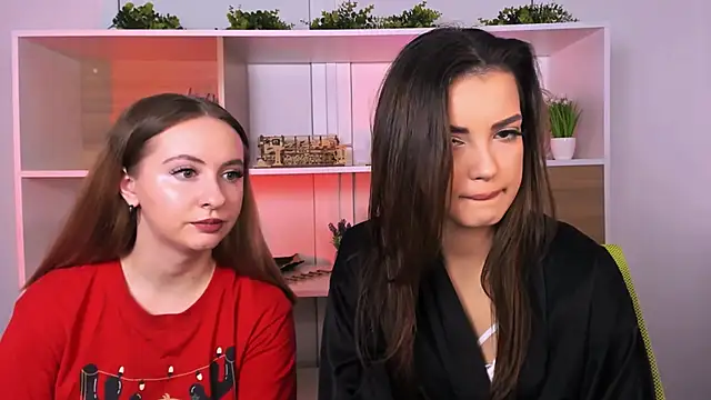 rose style online show from October 24, 2025, 8:44 am