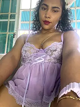 SophieD online show from October 25, 2025, 3:18 pm