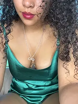 SophieD online show from February 12, 2026, 12:55 pm