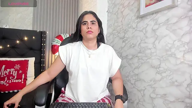 alicy  torres online show from December 17, 2025, 12:11 pm