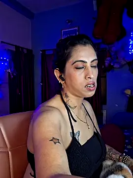 Snapshot of Love_Beauty01 chatting on March 29, 2026, 7:03 pm Love Beauty01 online show from March 29, 2026, 7:03 pm