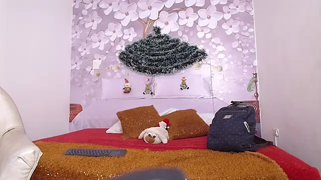 Snapshot of tammy_02_ chatting on December 15, 2025, 1:15 pm tammy 02 online show from December 15, 2025, 1:15 pm