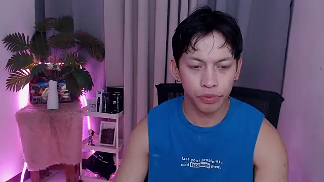 Snapshot of pinkcock_froi2305 chatting on January 18, 2026, 2:54 pm pinkcock froi2305 online show from January 18, 2026, 2:54 pm