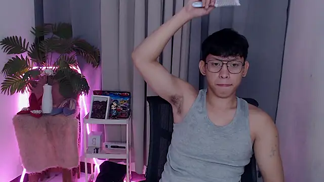 Snapshot of pinkcock_froi2305 chatting on February 8, 2026, 11:52 pm pinkcock froi2305 online show from February 8, 2026, 11:52 pm