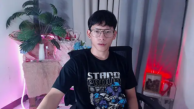 Snapshot of pinkcock_froi2305 chatting on February 28, 2026, 9:32 am pinkcock froi2305 online show from February 28, 2026, 9:32 am