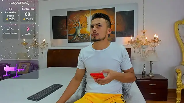 Valentiinoss online show from February 11, 2026, 8:47 pm