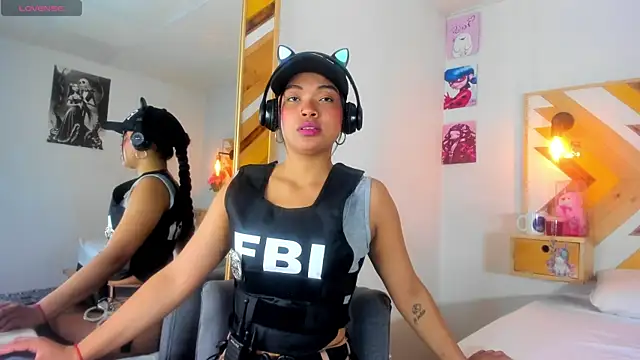 Snapshot of SoleneFontaine chatting on October 29, 2025, 12:40 pm SoleneFontaine online show from October 29, 2025, 12:40 pm