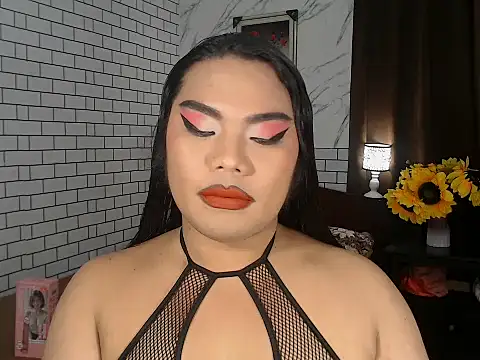 Snapshot of TSbrianaHugeCock chatting on September 26, 2025, 6:34 pm TSbrianaHugeCock online show from September 26, 2025, 6:34 pm