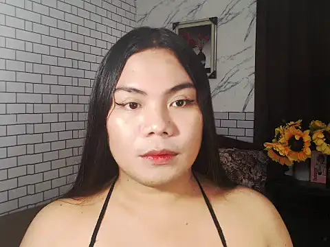 Snapshot of TSbrianaHugeCock chatting on October 12, 2025, 6:40 pm TSbrianaHugeCock online show from October 12, 2025, 6:40 pm