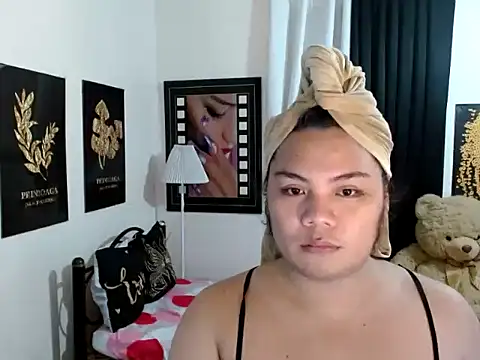 TSbrianaHugeCock online show from February 13, 2026, 1:29 pm