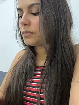 lulix69 online show from February 4, 2026, 12:05 am