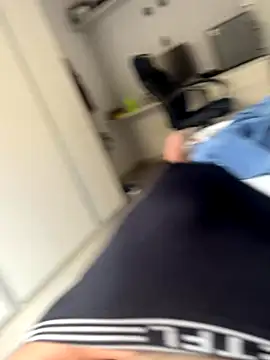 Snapshot of Novinho16cmz chatting on October 7, 2025, 4:26 pm Novinho16cmz online show from October 7, 2025, 4:26 pm