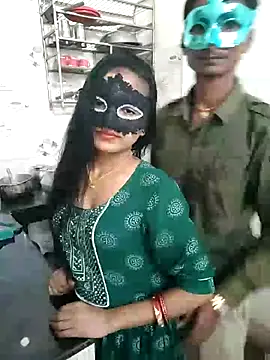 Snapshot of LOVE568 chatting on November 6, 2025, 4:46 am LOVE568 online show from November 6, 2025, 4:46 am