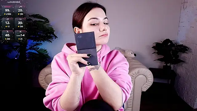 Dark Moni online show from March 29, 2026, 2:44 am