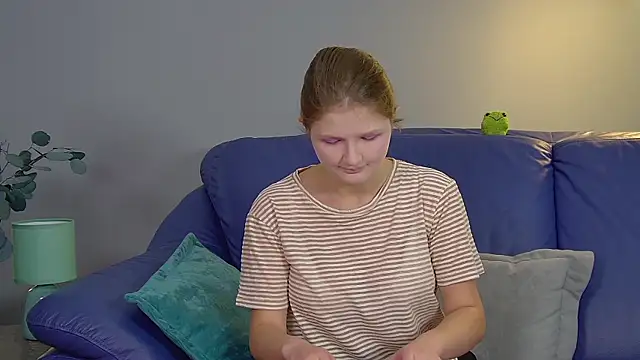 JaneRosen online show from September 14, 2025, 6:23 am