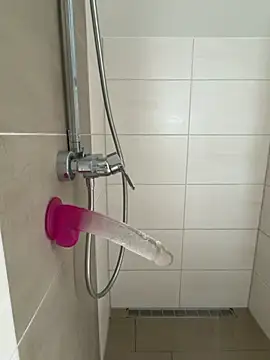 fae liks online show from September 25, 2025, 10:30 am