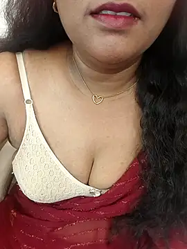 Snapshot of Aunty_Boy_143 chatting on April 19, 2026, 6:24 am Aunty Boy 143 online show from April 19, 2026, 6:24 am