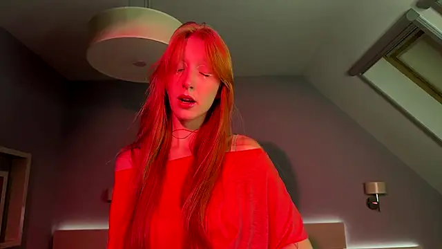 FoxieKiss online show from September 21, 2025, 4:30 pm