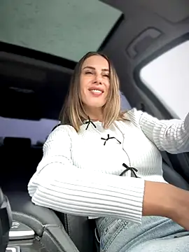  JessyRey  online show from October 6, 2025, 8:23 am