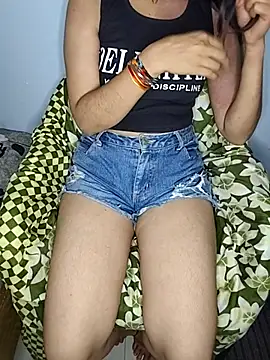 Snapshot of Laila_Pahadi chatting on September 10, 2025, 6:24 am Laila Pahadi online show from September 10, 2025, 6:24 am