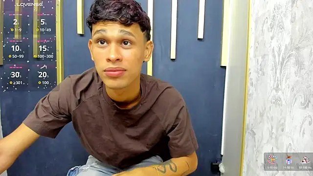 Snapshot of Just_D4v7 chatting on September 30, 2025, 7:08 pm Just D4v7 online show from September 30, 2025, 7:08 pm