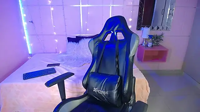 Snapshot of Justin_gray_ chatting on September 11, 2025, 8:20 pm Justin gray  online show from September 11, 2025, 8:20 pm